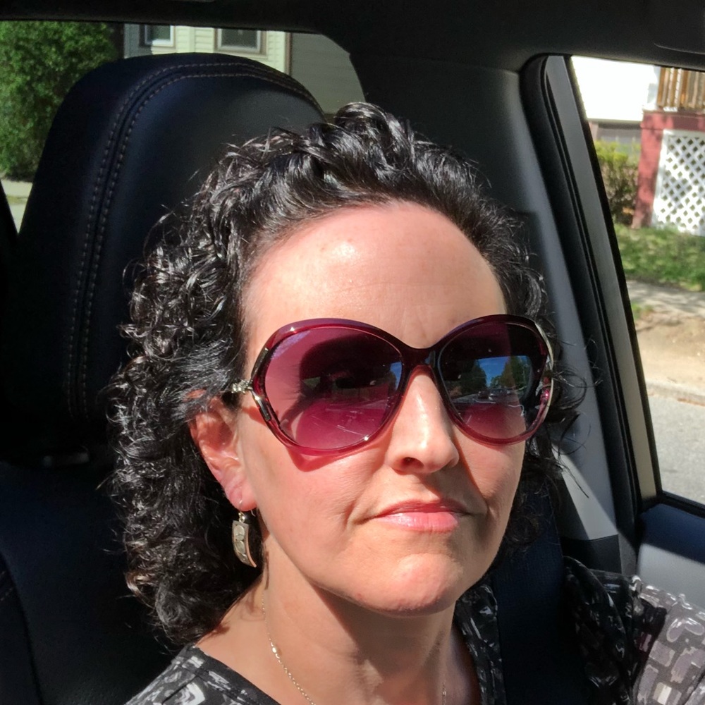 Meet your Posher, Kerri-lynn